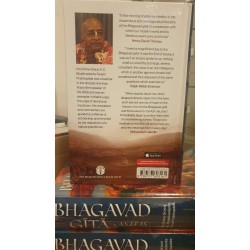 Bhagavad Gita as It Is (Big Font)